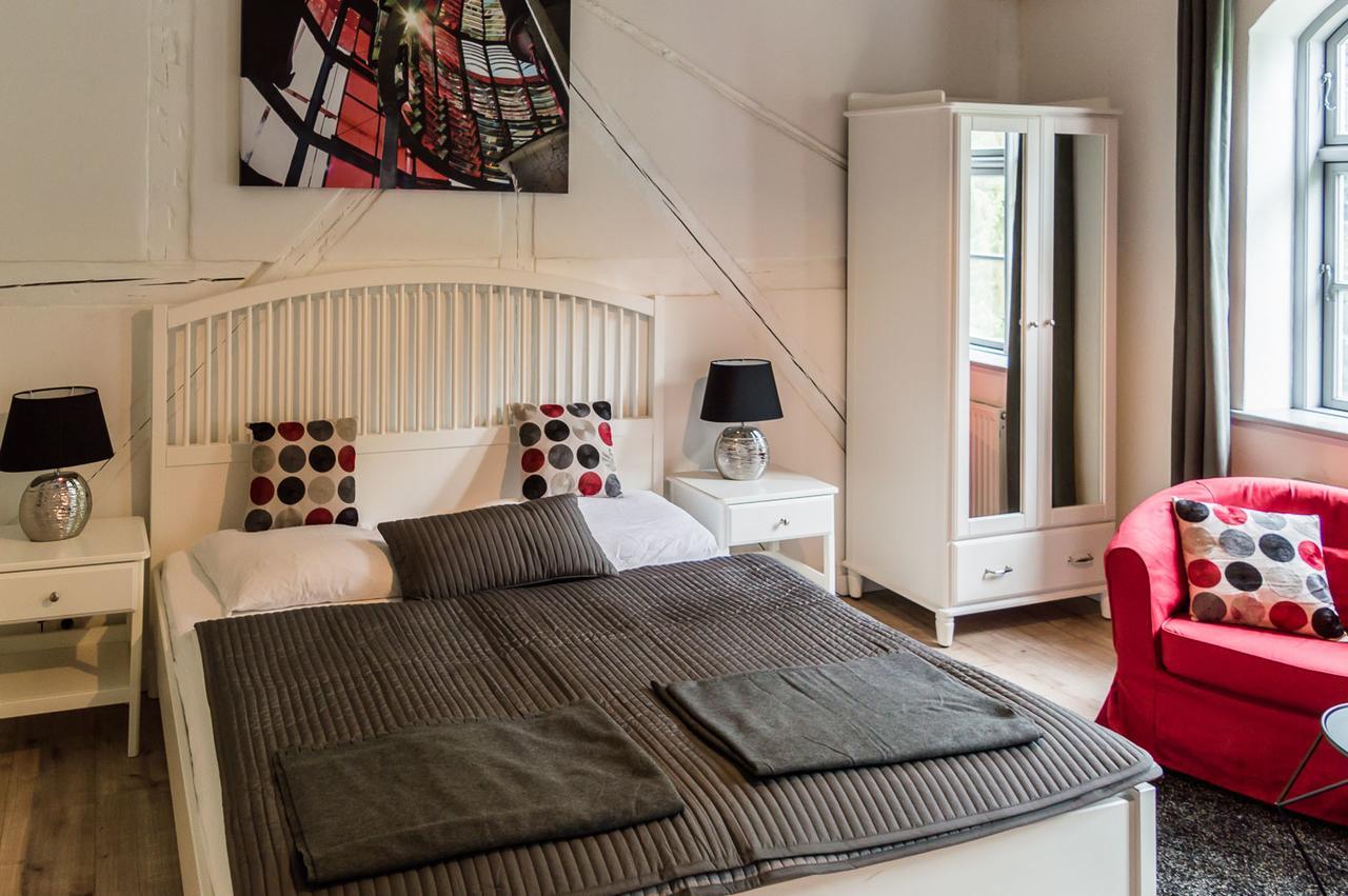Gutshof Gross Behnkenhagen Apartment Exterior foto